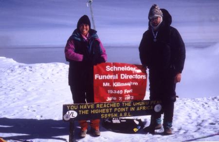 lori-schneider-and-father-neil-on-summit-of-mount-killimanjaro-1993