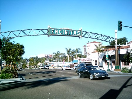 encinitas-sign-highway-101